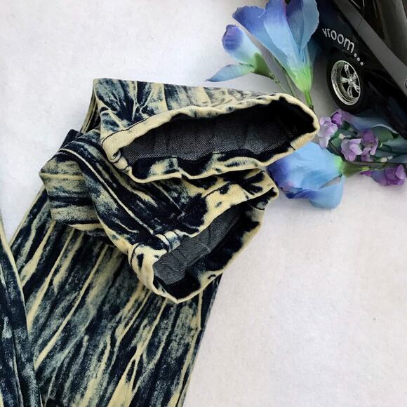 Baby Phat NWOT Distressed Stone Wash Skinny Jeans Juniors/Women 7/8 - Picture 10 of 11